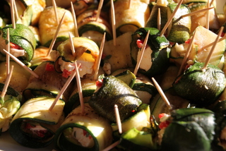 Zucchetti-Käse-Häppchen