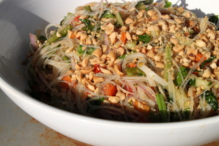 Glasnudelsalat mit Gemüse