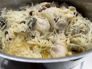Pouletschenkel mit Weisschabis